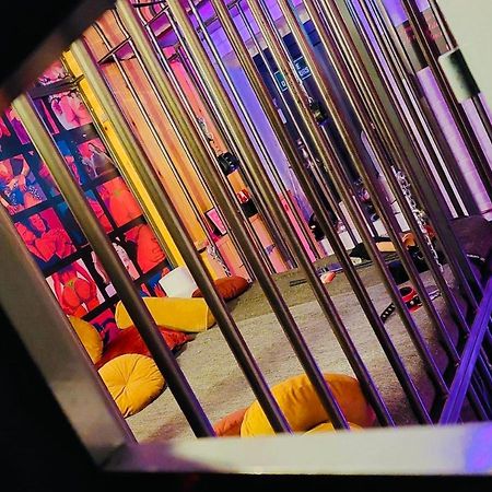 Secret Room Votre Love Room Coquine Et Insolite En Espace Privatif A 투르네 외부 사진