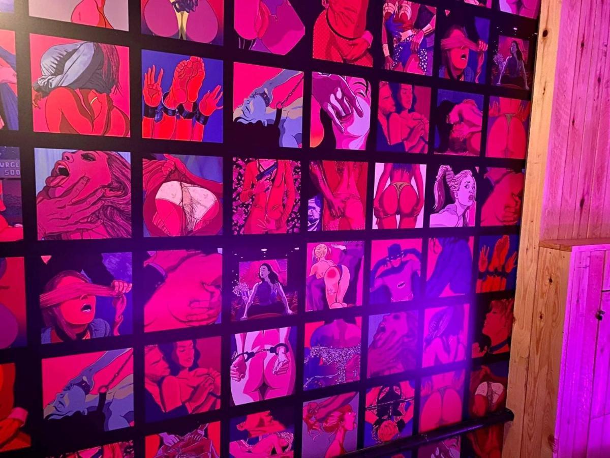 Secret Room Votre Love Room Coquine Et Insolite En Espace Privatif A 투르네 외부 사진